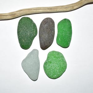 Real Sea Glass 35-40mm Real Rare Beach Glass Authentic Thick Dark Green Brown White Sea Glass Undrilled Jewelry Making Craft Sea Glass