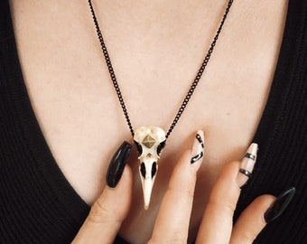 RAVEN NECKLACE - Bone -