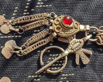 Antique beaded amazigh fibula