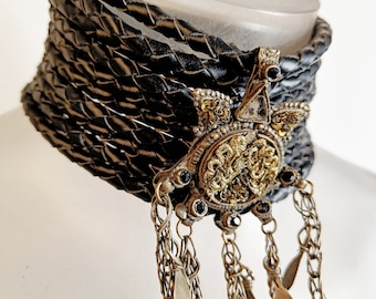 Ethnic Inspired Vegan Choker, Antique Embellished Statement Piece with Heart Charms, Ideal for Bohemian Fashionistas