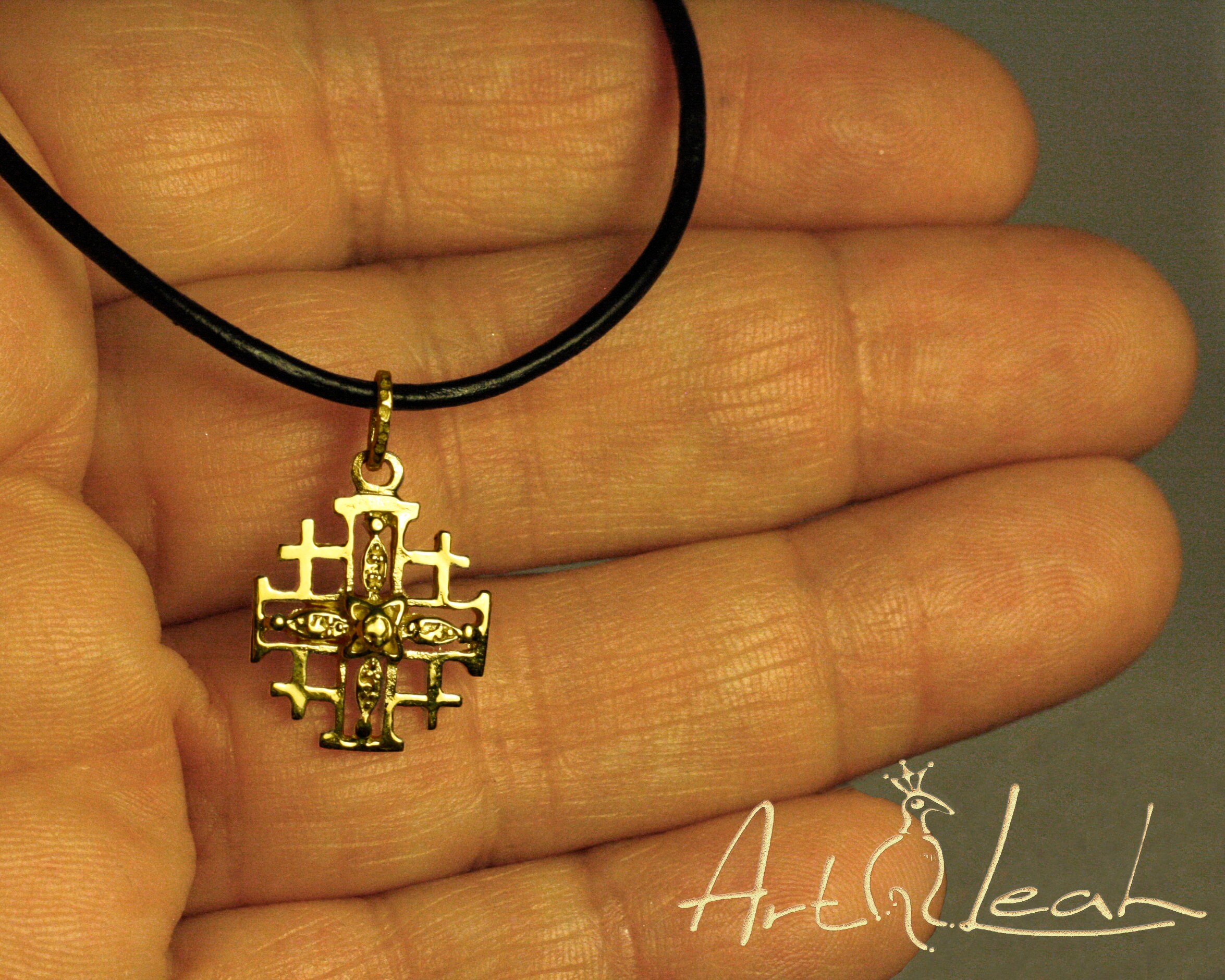 18k gold jerusalem cross pendant deals