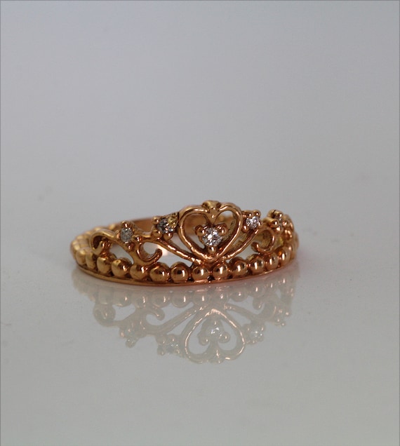 sapphire heart ring white gold
