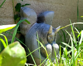 BOTW - Cement Horned Statue