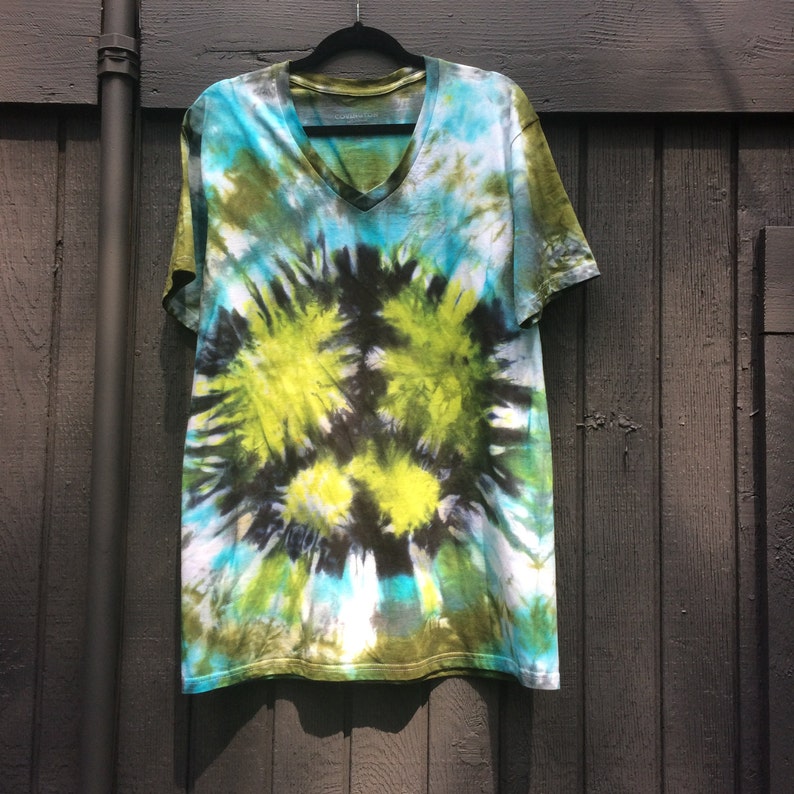 Green Peace Sign Tie Dye Mens V-neck Tee Shirt Size Large | Etsy