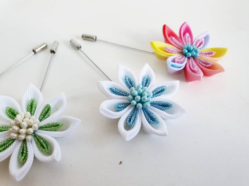 Flower lapel pins