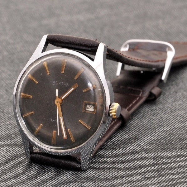 Soviétique Vintage watch Wostok / mécanique de la montre-bracelet USSR watch
