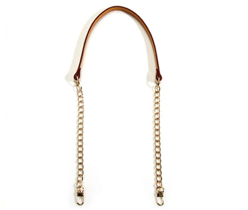 bag with straps that go over the shoulders