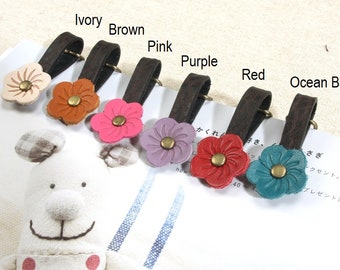 byhands 100% Genuine Leather Flower Zipper Pull