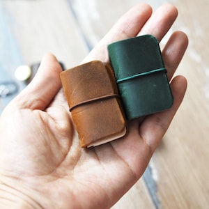 Mini Leder Journal, personalisierte Leder Tasche Notizbuch, kleines Skizzenbuch, Party Geschenke für Gäste, Hochzeitsgeschenke, Geschenk für Kinder