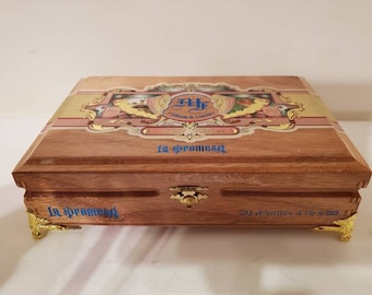 Cigar Box Jewelry Box/ Humidor Trinket Box/ Humidor Mens Gift Box/ My Father La Promesa Lacquered Wood Cigar Box