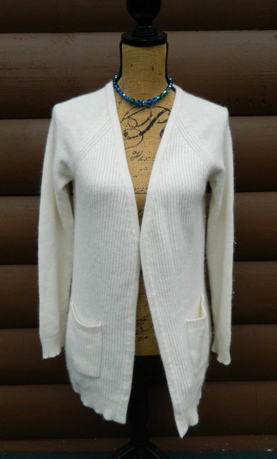 Vintage Pendleton 100% Wool Off White Wrap Sweate… - image 1