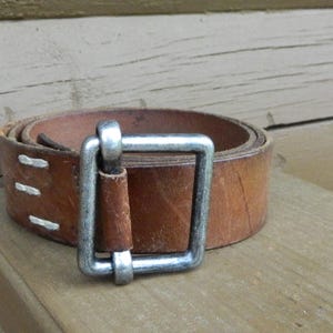 Vintage Banana Republic Brown Leather Belt - Made in USA 