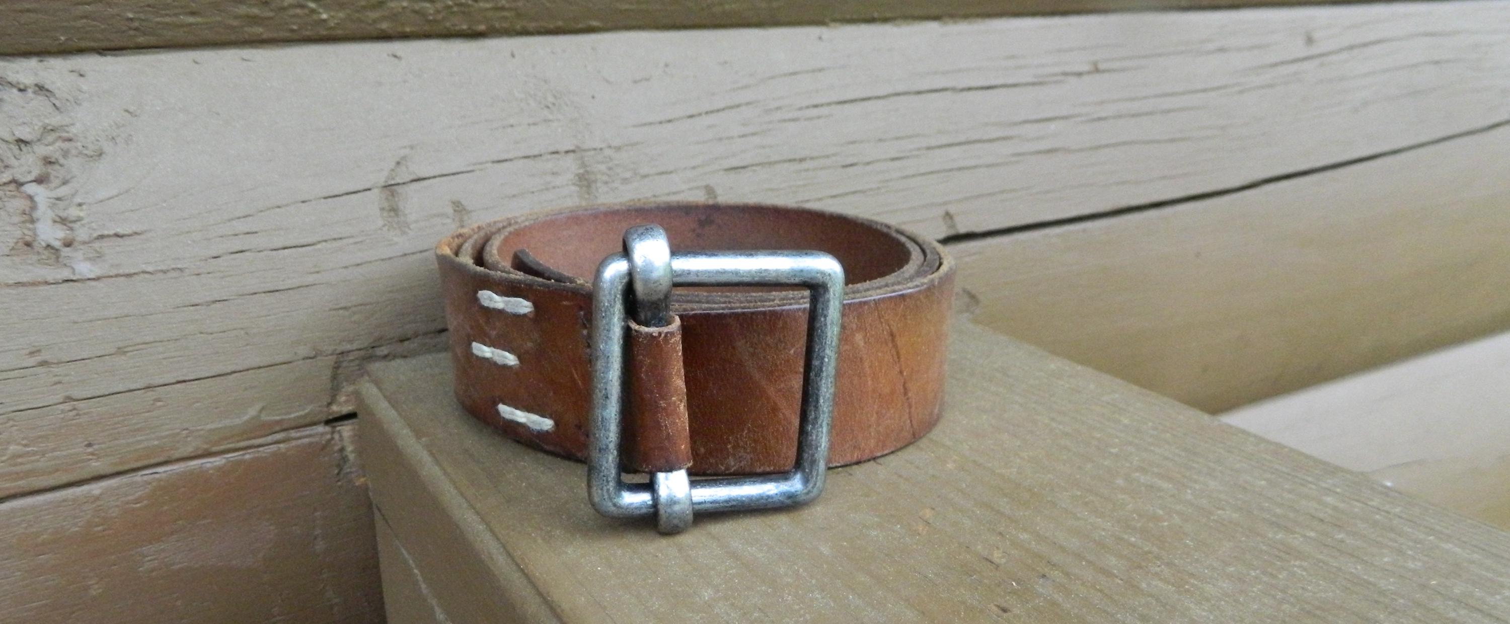 Vintage Banana Republic Brown Leather Belt - Made in USA 