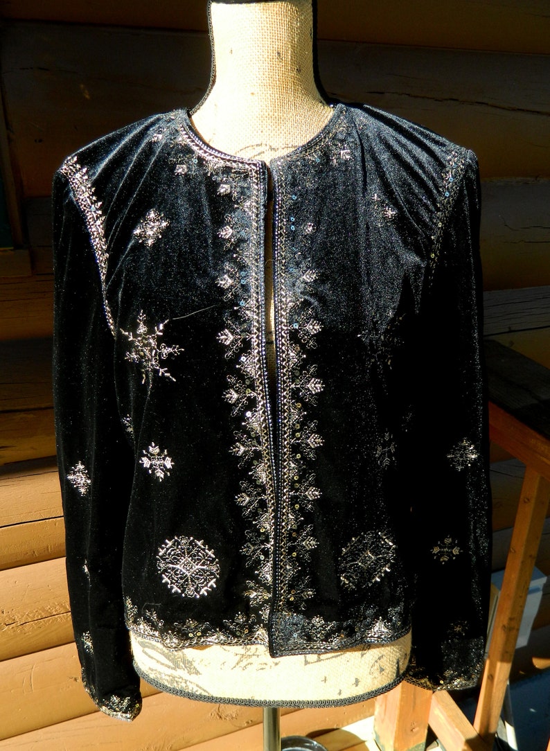 Black Velvet JEAD-013 Base Embroidery