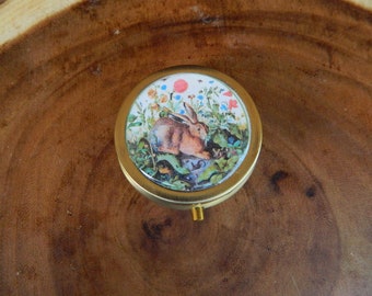 Pill Box Retro Rabbit Bunny Pill Box Ring Case Pillbox Holder Stash Trinket Box -Rabbit Gift Pill Box