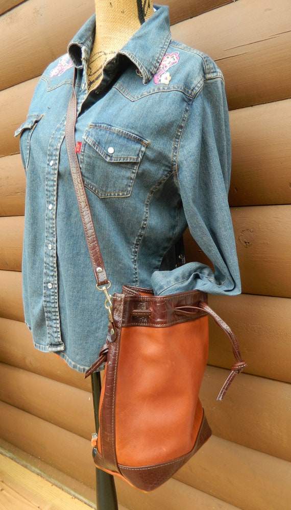 Vintage Leather Artisans Bucket Bag