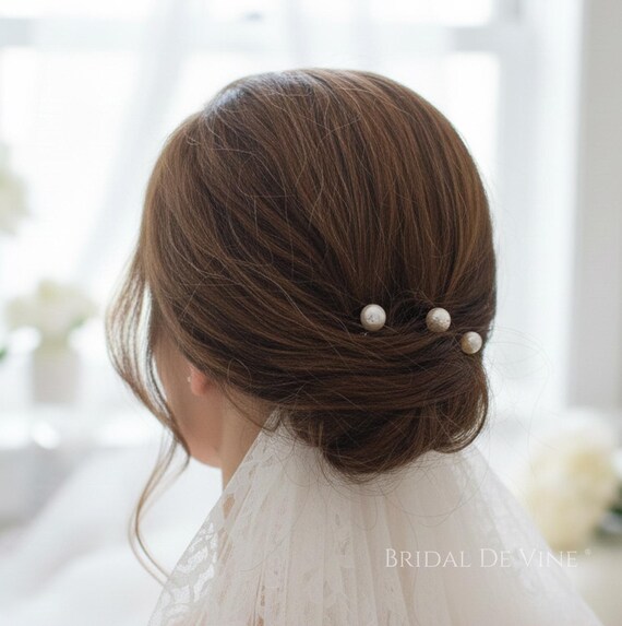 Classic Large Statement 12mm Pearl Hair Pins, Bridal Hair  display picture 2