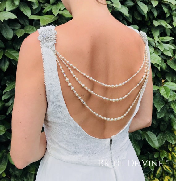 Amazon.com: Ursumy Back Necklace Pearl Backdrop Necklace Sexy Body Chain  Bridal Back Chain Jewelry for Women and Girls (Gold) : Clothing, Shoes &  Jewelry