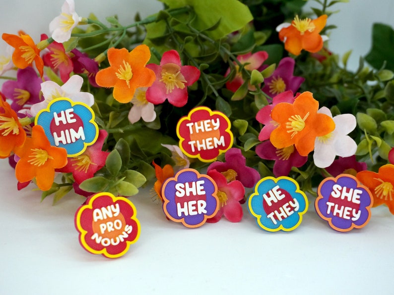 Flower Pronoun Pins She/Her, He/Him, They/Them, Any 3D printed Colorful, Bright, Spring, Summer, Daisy, Hippie, Garden image 2