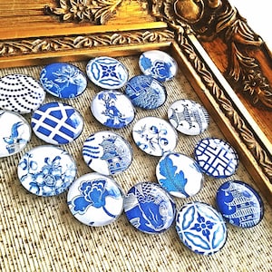 Blue White Flower Magnets Decorative Magnets Neomydium Magnets Round Glass Magnets 25mm image 1