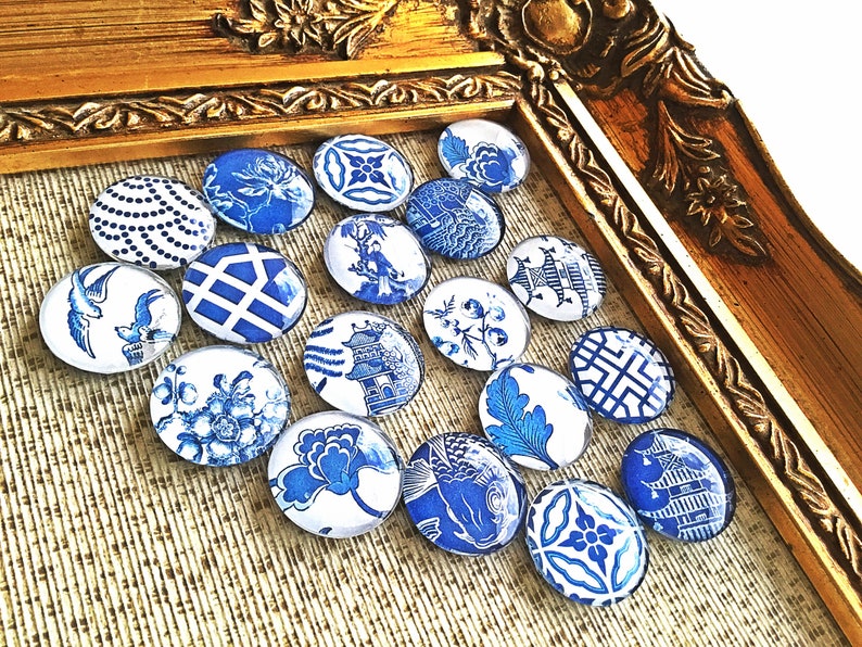 Blue White Flower Magnets Decorative Magnets Neomydium Magnets Round Glass Magnets 25mm image 1