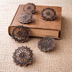 Chinchetas decorativas, elegantes chinchetas de corcho para tablones de mensajes de cobre.