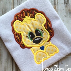 Lion appliqué machine embroidery design