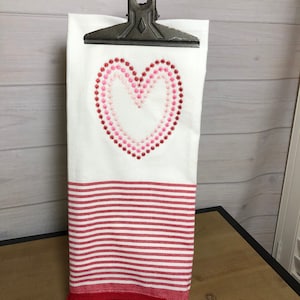 Heart with candlewick stitch machine embroidery design