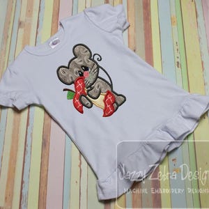 Mouse with apple core appliqué machine embroidery design