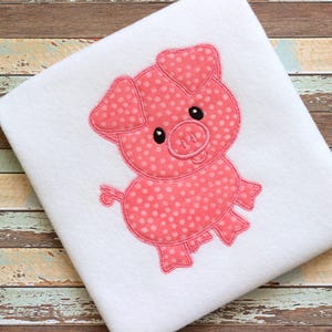 豚のヴィンテージステッチアップリケ機械刺繍デザイン