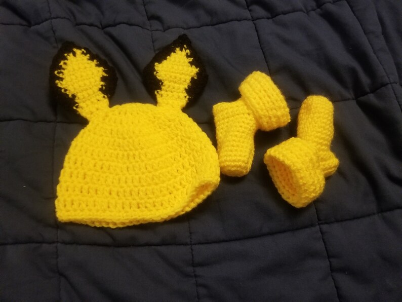 Baby Pichu Inspired Outfit image 2