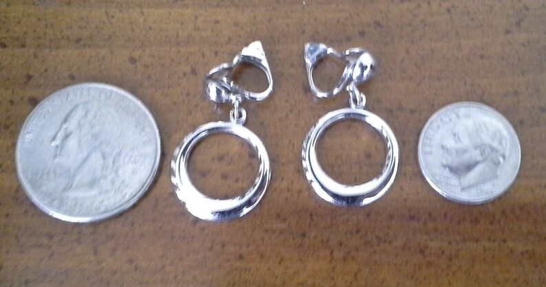 1950s Barbie Style Dainty Vintage Silvertone Small Hoop Earrings