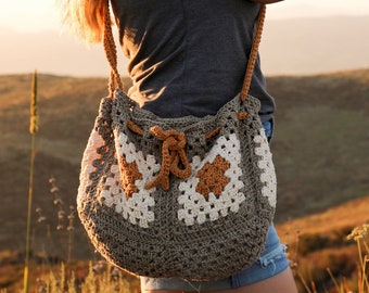 Crochet Sunburst Tote Bag Pattern • Granny Square Design (PDF Pattern)