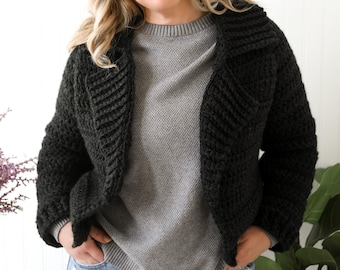 Mönster för virkad jacka • Bulky Yarn Moto Cardigan (PDF-mönster)