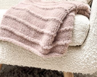 KNITTING PATTERN • Dawn Blanket, Sizes: Baby, Throw •Whistle and Wool