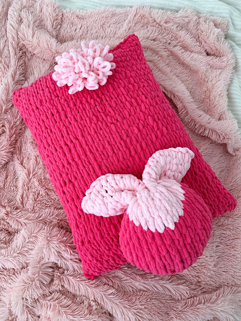 Off the Hook Yarn Pattern: Hereford Bunny pillow cover, fits twin sized pillow, removable for washing image 6
