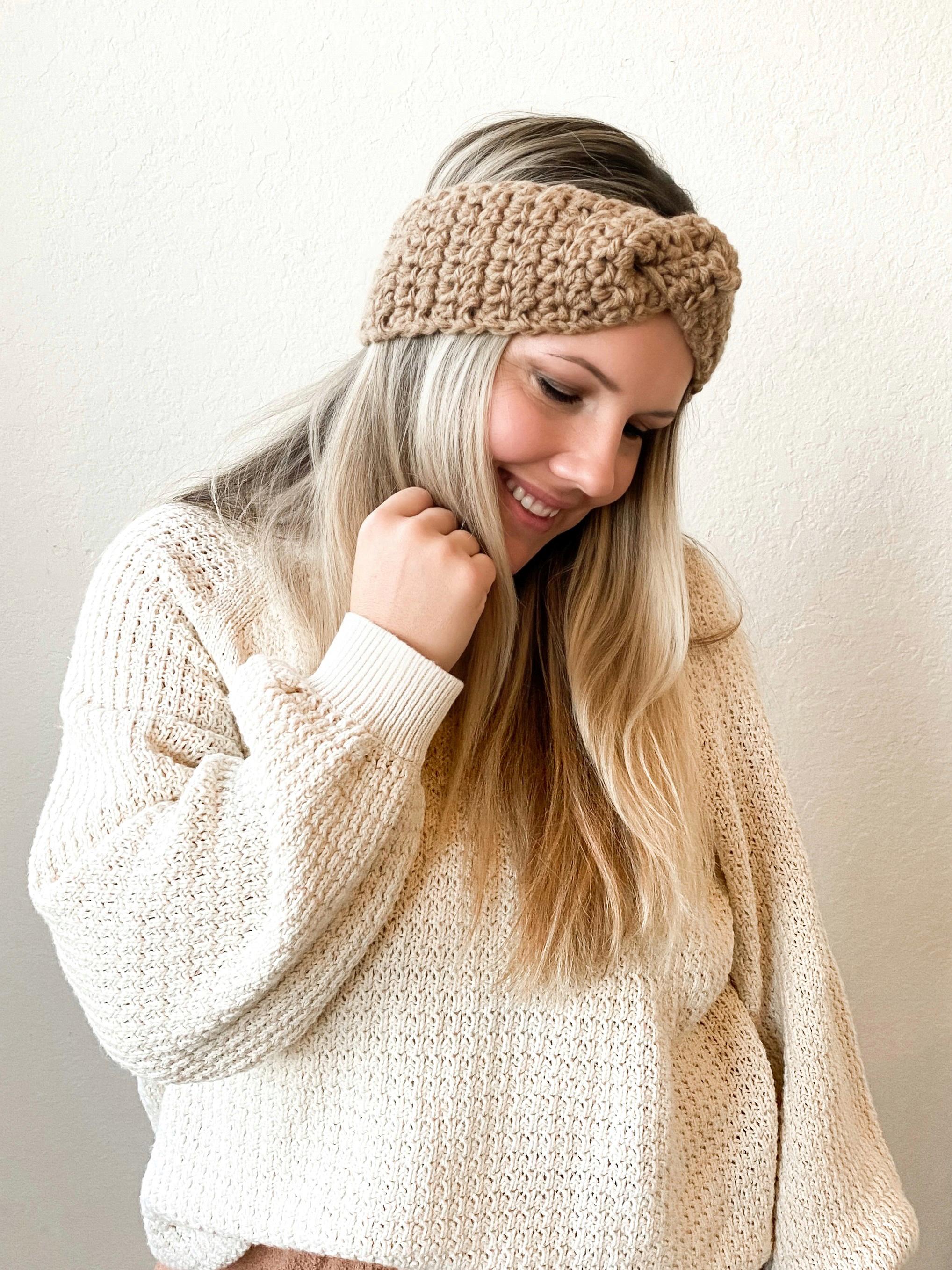 Ameri VINTAGE - MEDI CROCHET LAYERED KNIT ベージュ Ameri（アメリ）の「MEDI CROCHET LAYERED KNIT（ニット