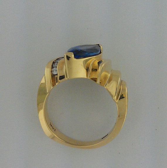 14K gold marquis tanzanite and diamond ring. Tanz… - image 2
