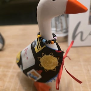 Back-to-School Desk Goose Outfit – Whimsical School-Themed Dress & Beaded Necklace (Fits 5–7 inch Goose Figurines)