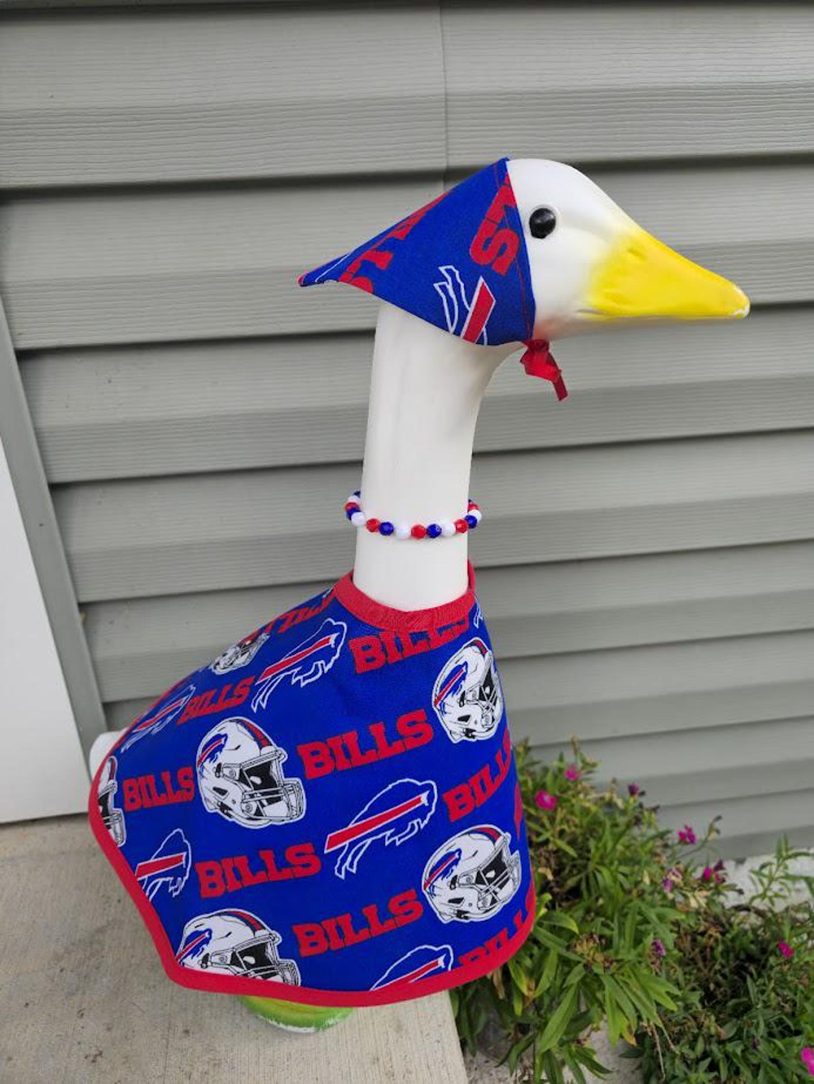Porch Goose Outfit, Buffalo Bills