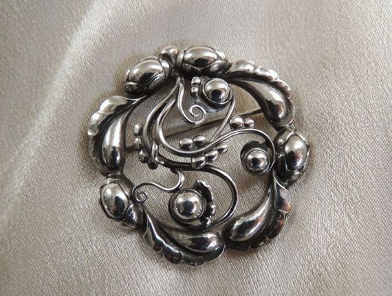 ジョージジェンセン 159 ブローチ ムーンライトグレープ GEORG JENSEN