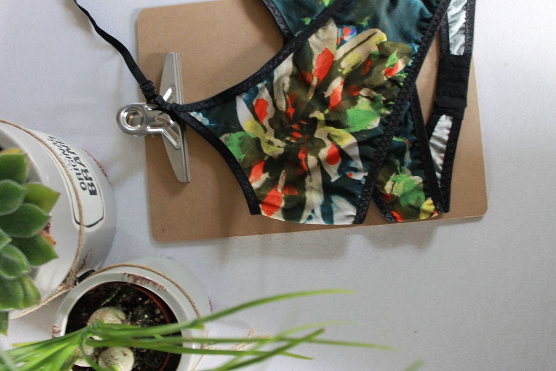 Moderne böhmische Dessous-Set rote heiße Höschen Yoga | Etsy