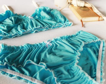 turquoise lingerie, something blue wedding lingerie set, brocante ruffle bralette