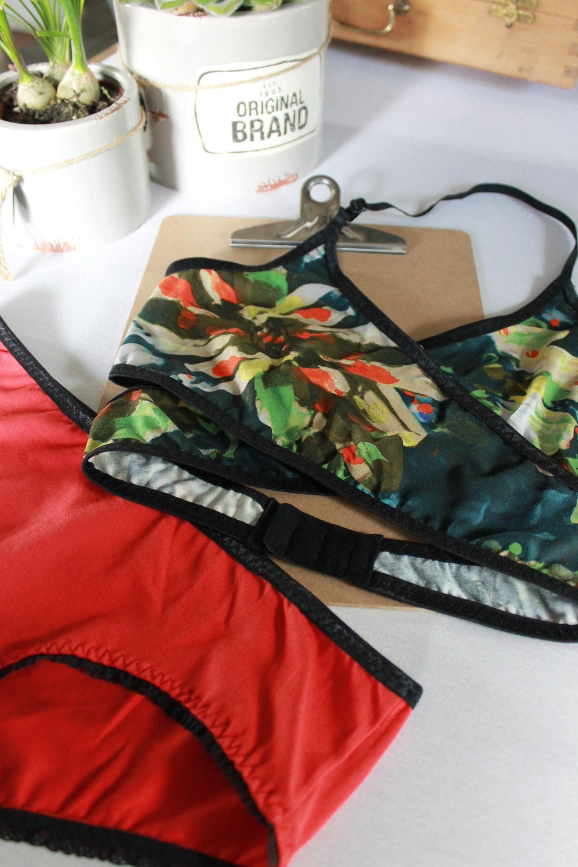 Moderne böhmische Dessous-Set rote heiße Höschen Yoga | Etsy