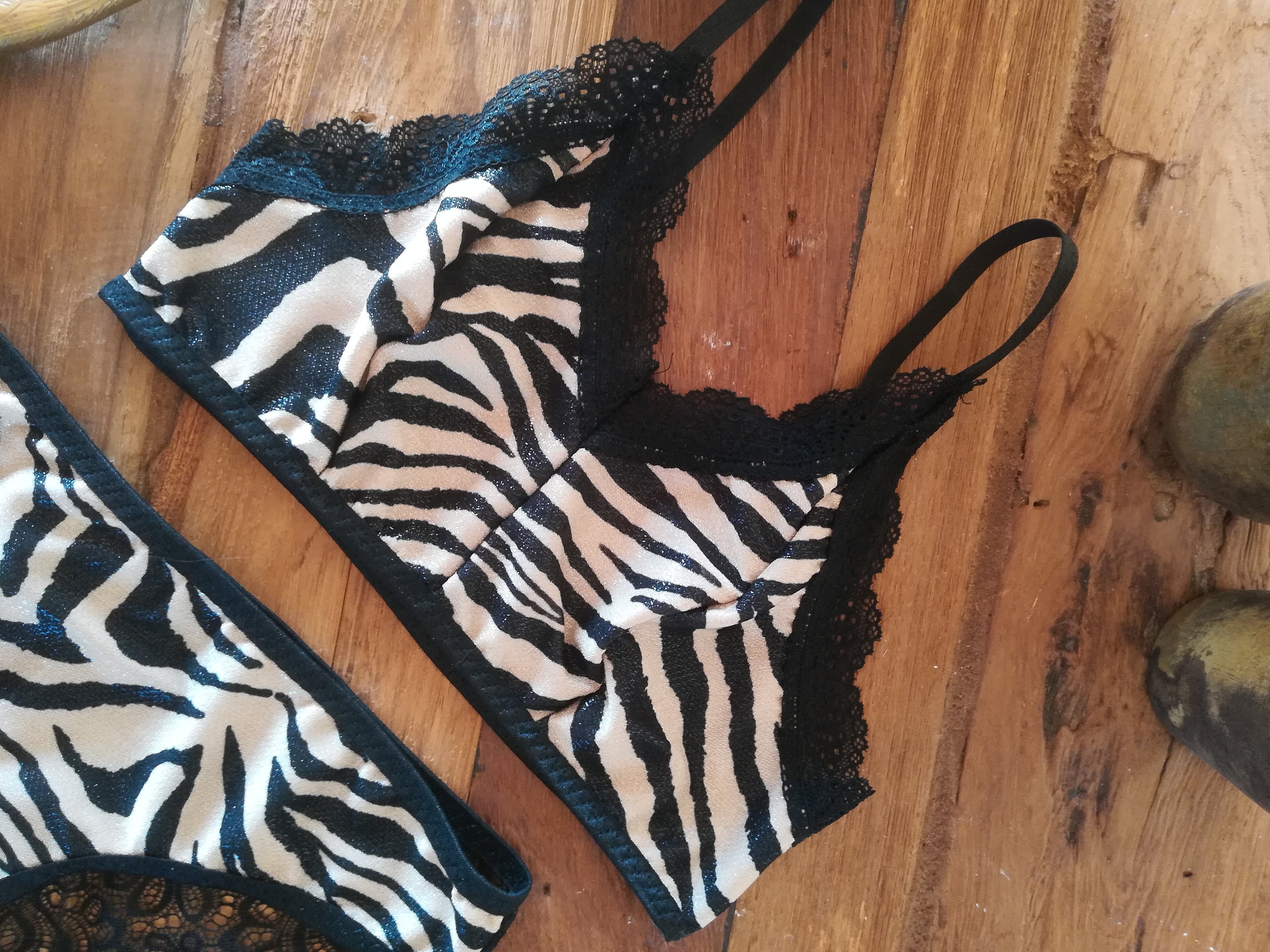 Zebra print lingerie set, mix and match lingerie, animal print bralette -   Portugal