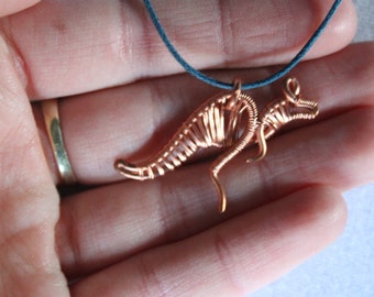 Kangoeroe ketting, woven kangaroo pendant, dieren sieraden, kangoeroe sieraden