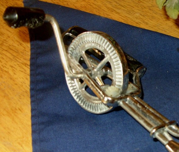Country Egg Beater