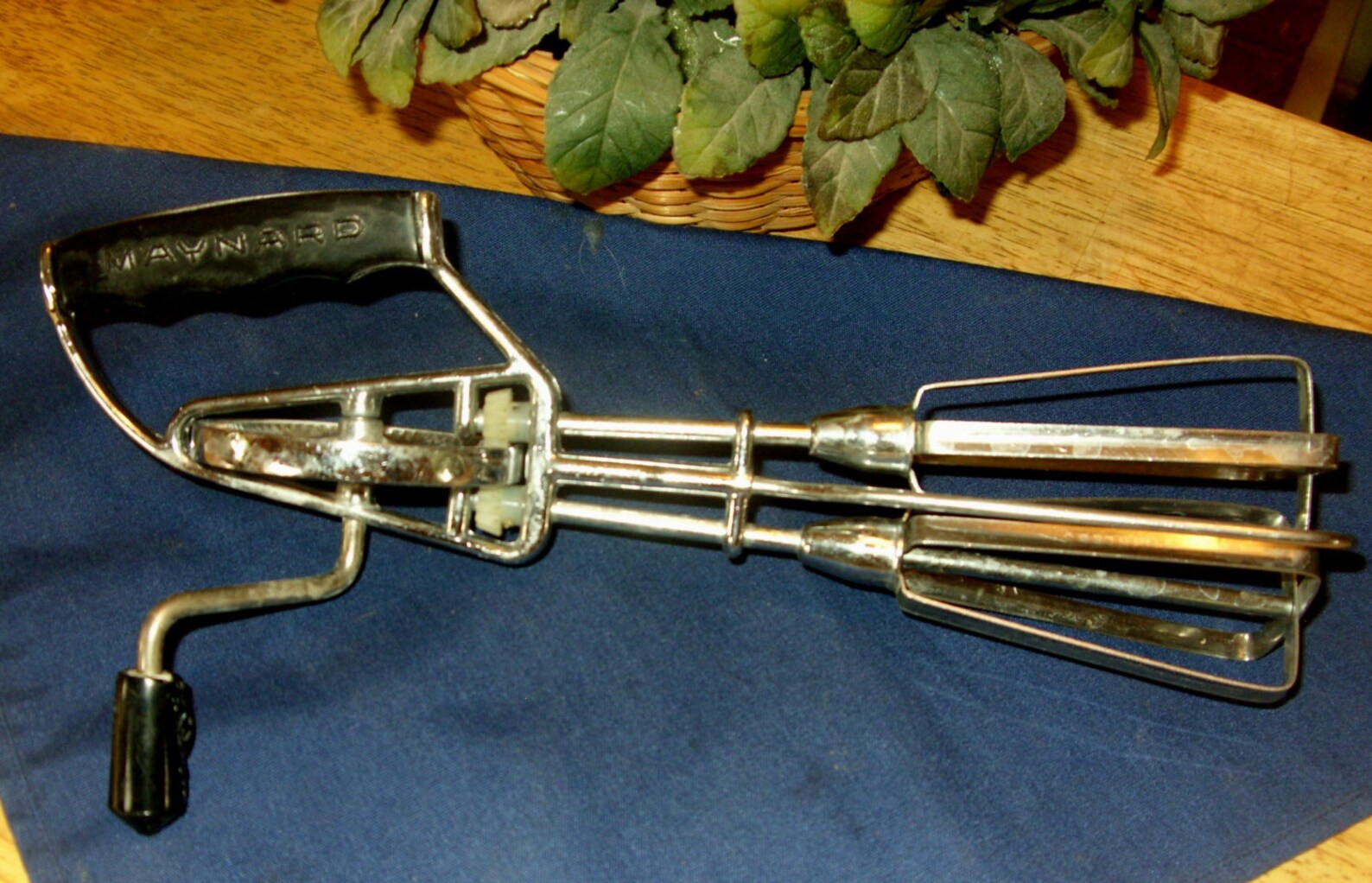 Egg Beater Vintage Maynard Hand Beater Vintage Egg Beater Etsy