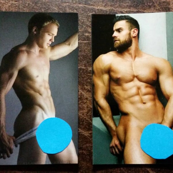 Ímãs masculinos nus, maduros