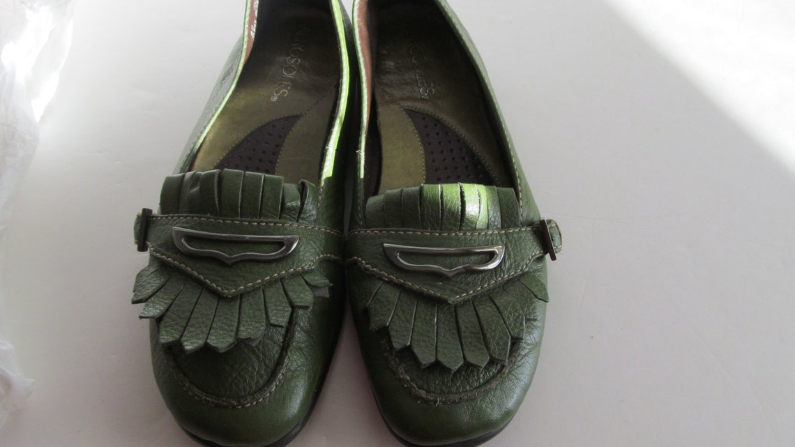 Olive Green Leather Flat Shoes sz 6 Eu 4 Aerosoles Loafer | Etsy